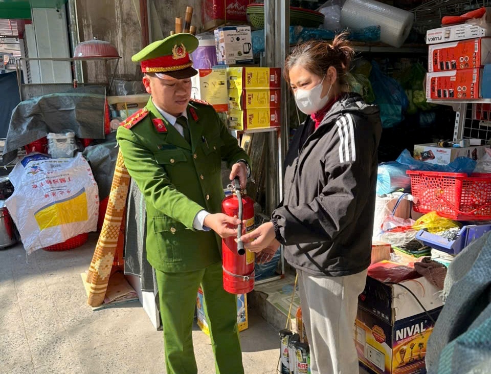 Công an phường Hồng An: Triển khai nhiều hoạt động đảm bảo an toàn PCCC và CNCH 